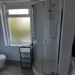 Bath/shower room (1)